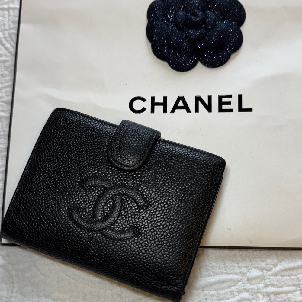 CHANEL Timeless CC Caviar Black Leather Wallet w/COA